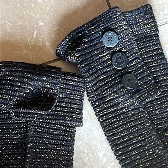 New UGG Sz 8 boots Black gold knit fold detail - Picture 3 of 9